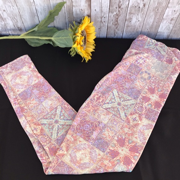 LuLaRoe Pants - LuLaRoe Leggings. Size: Tall and Curvy 12-22